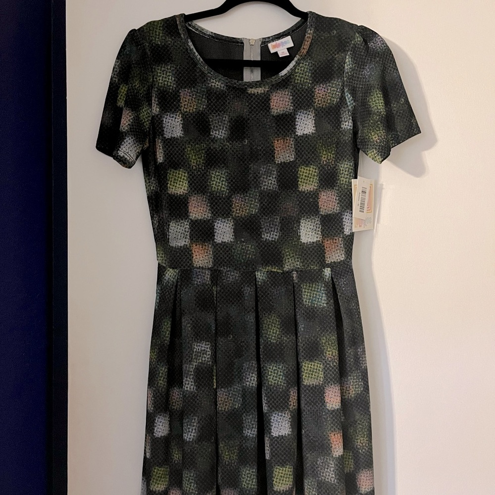 LuLaRoe Amelia, size medium, black with other colors
